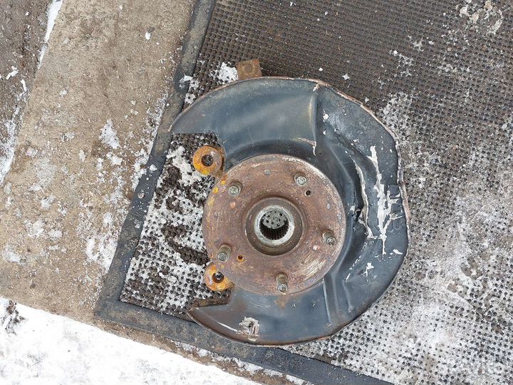 Хода Срв 3 Кулак передний левый 51216swaa00