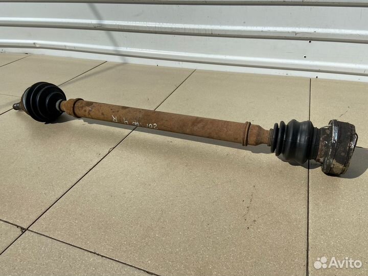 Привод передний правый Volkswagen Golf 4