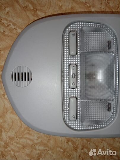 Плафон салона пежо 308