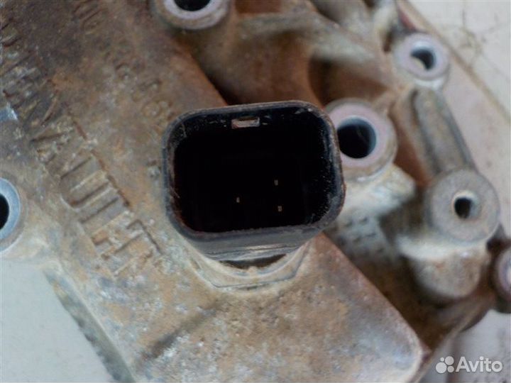 Корпус термостата Renault Duster K4MA606 2012