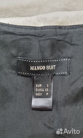 Жилет женский костюмный