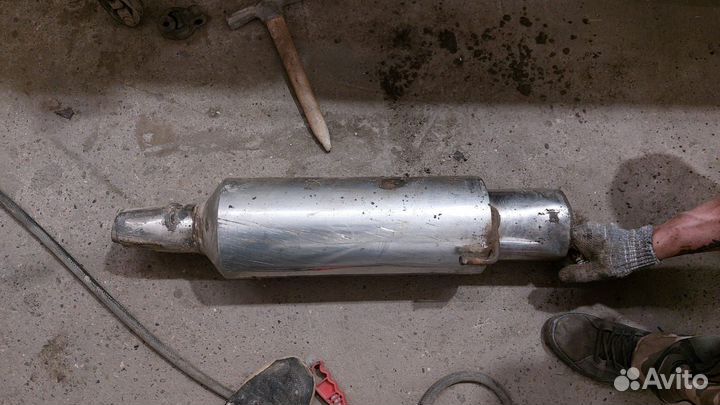 Продаю прямоточный глушитель