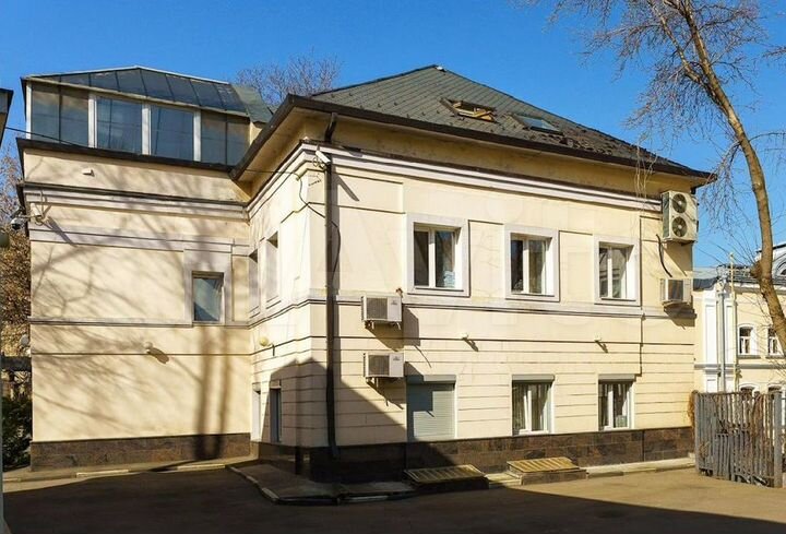 Офисный особняк класса В+, 396 м²