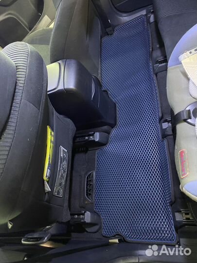 Коврики в машину ева в подарок подпятник + 2 лого