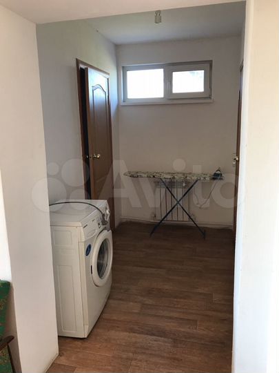 Комната 15 м² в 5-к., 1/2 эт.