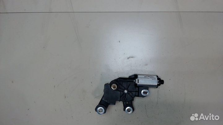 Двигатель стеклоочистителя задний Volkswagen Touar