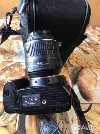 Зеркальный фотоаппарат Nikon