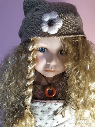 Кукла фарфоровая большая 60см