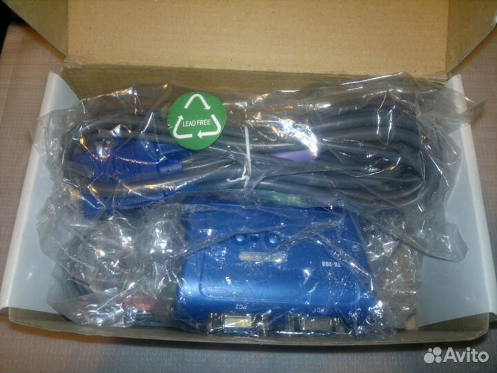 Переключатель KVM trendnet TK-208K (2 порта )