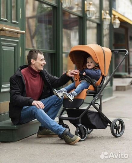 Коляска прогулочная
