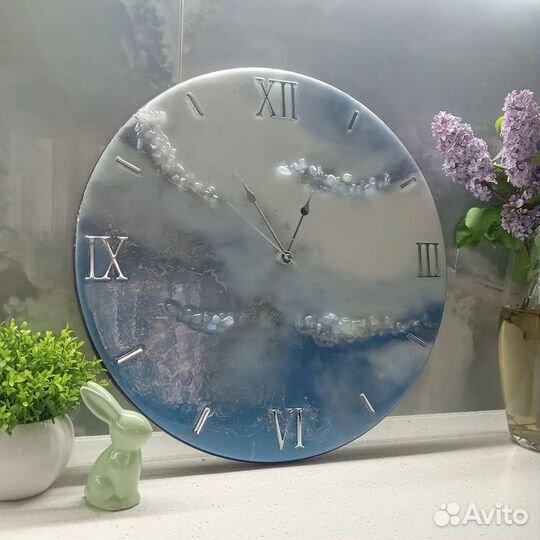 Часы настенные из эпоксидной смолы