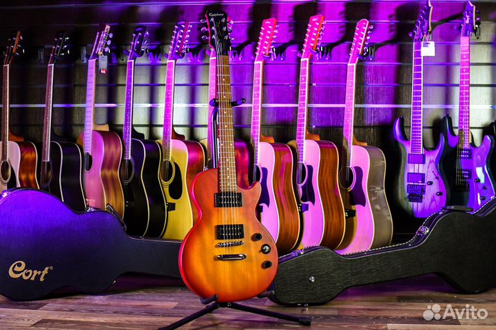 Электрогитара Epiphone Les Paul + Аксессуары