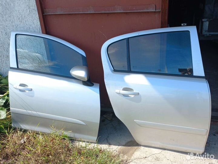 Opel Corsa D фонарь задний правый оригинал