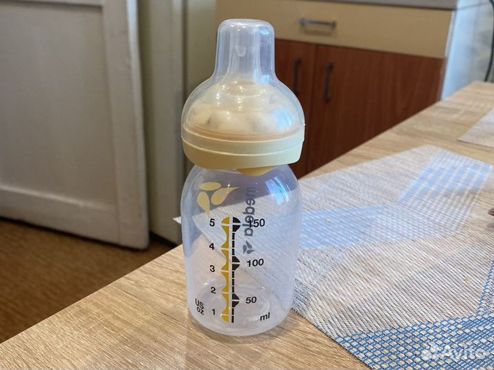 Бутылочка medela