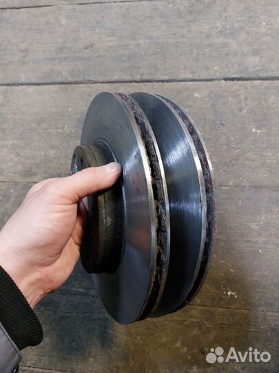 Передние тормозные диски Mazda 6 GG