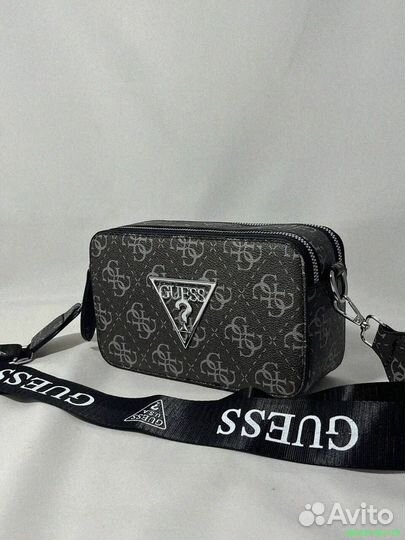 Сумка Guess через плечо: ваш идеальный аксессуар