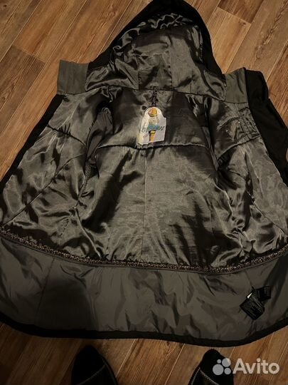 Горнолыжная куртка женская Burton