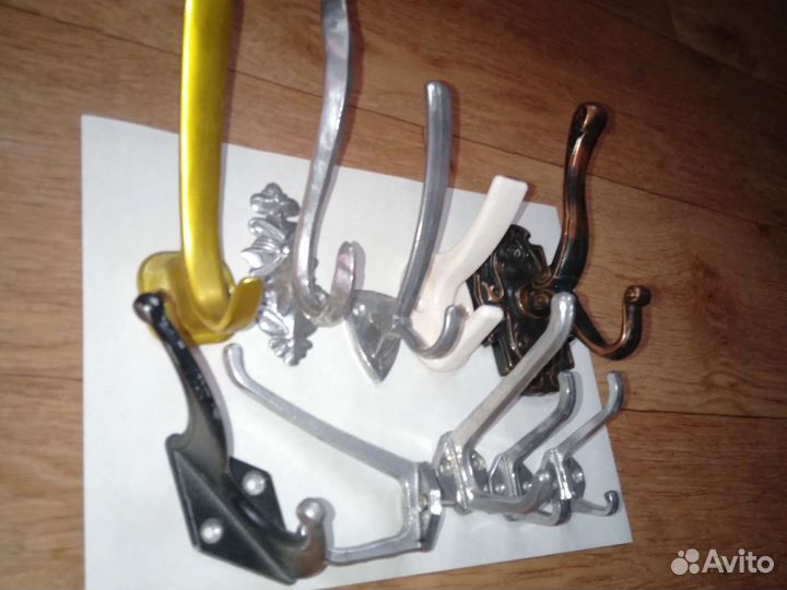 Крючки - вешалки металлические СССР