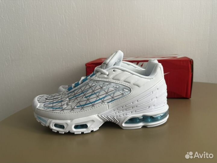 Кроссовки Nike Air Max TN Plus 3