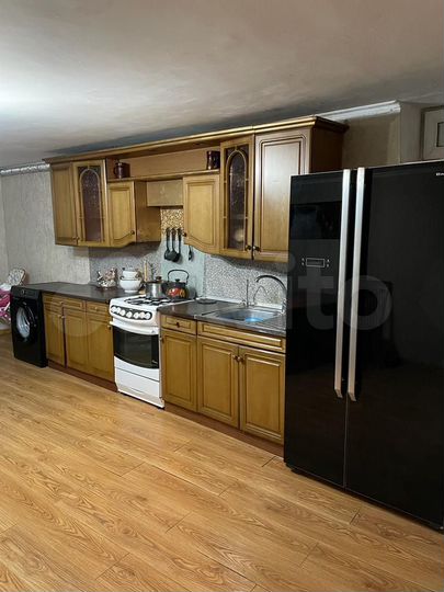 Дом 250 м² на участке 2 га