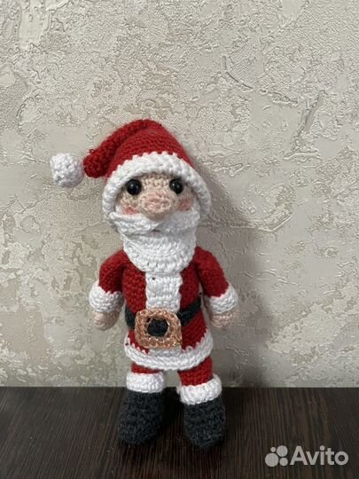 Дед мороз игрушка вязанная
