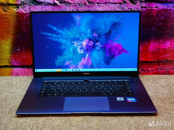 Премиальный ультрабук Honor MagicBook X15