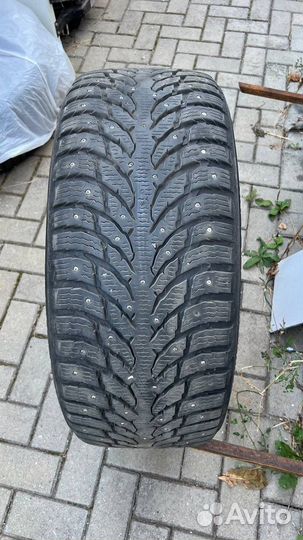 Nokian Tyres Hakkapeliitta 9 SUV 265/45 R21