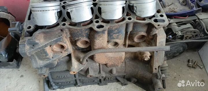 Блок Ниссан Санни 1.5