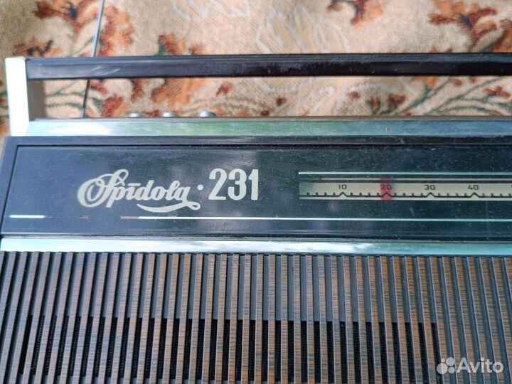 Лот приемников СССР и магнитофон СССР