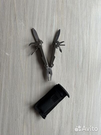 Нож складной швейцарский