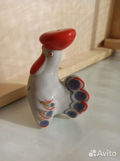 Фарфоровая статуэтка петух перечница СССР
