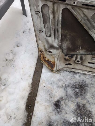 Запчасти на Мерседес 639