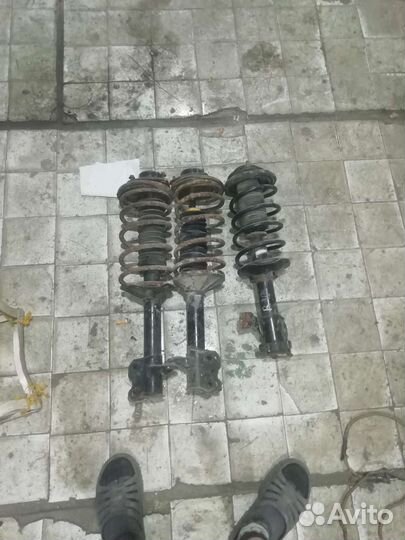 Амортизаторы nissan nx100. Presia. Sunny