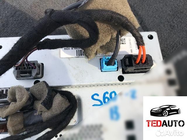 Дисплей, Volvo S60 2011