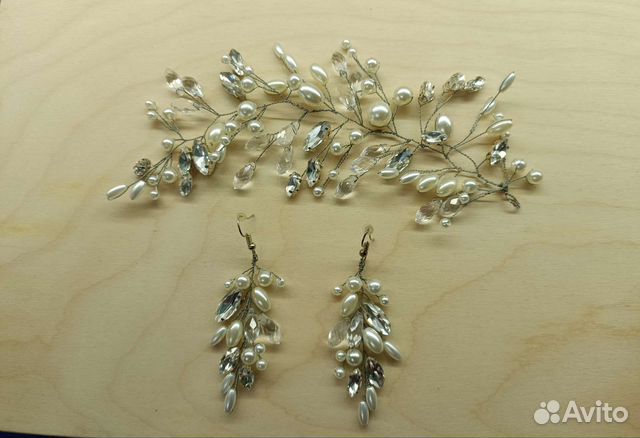 Свадебное украшение в волосы и серьги