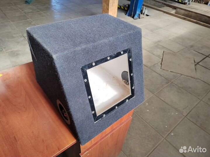 Короб для сабвуфера 12