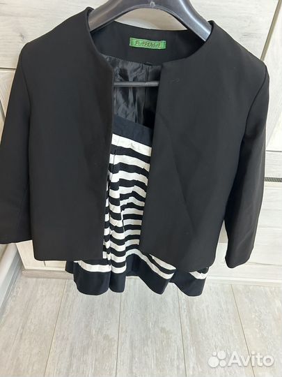 Пиджак и юбка