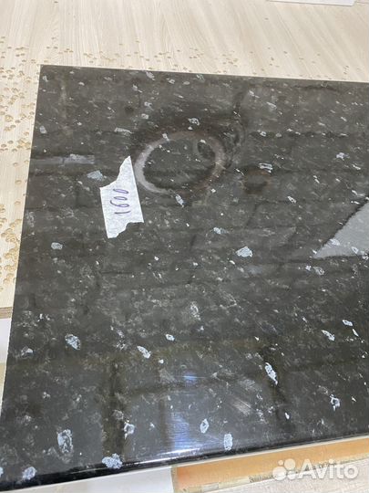 Столешница кедр глянец