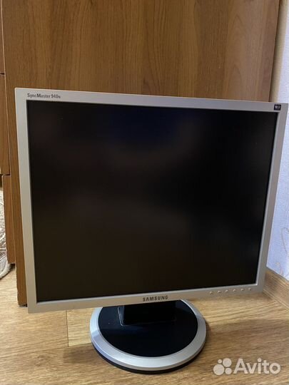 Монитор samsung