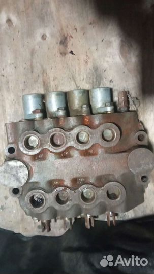 Гидрораспределитель