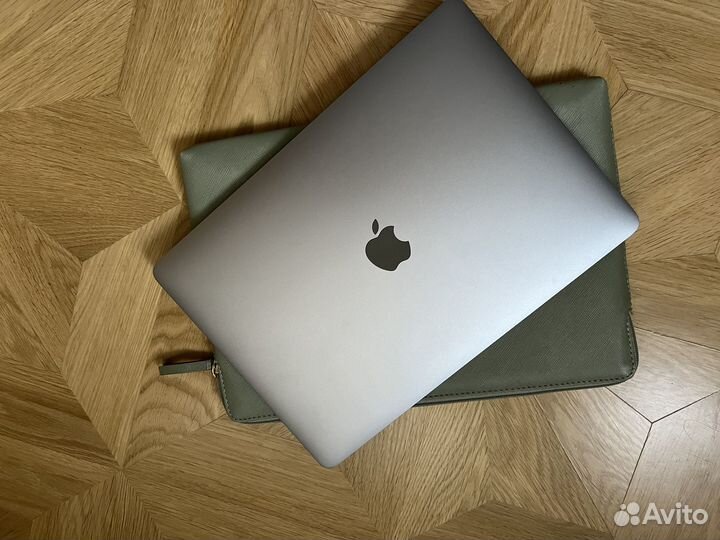 Apple MacBook Pro 13 2019 i9
