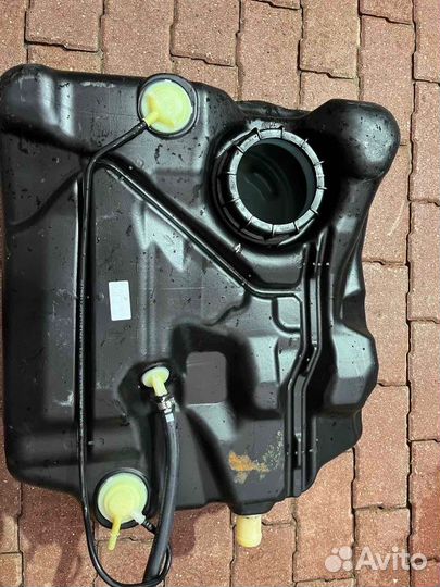 Бак топливный задний Ford Focus 3 седан 1.6 2011