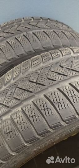 Pirelli Winter Sottozero 3 245/45 R19 102V
