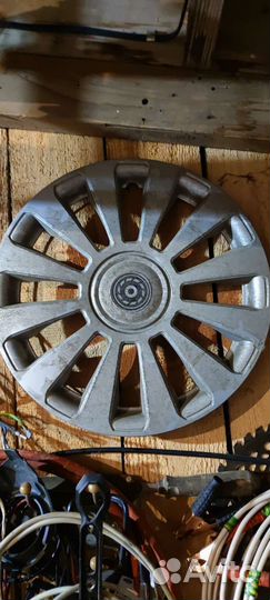 Колпаки 14 дюймов пара