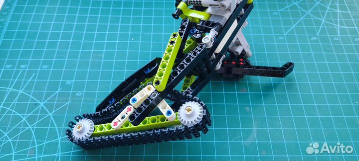 Lego Technic 42021 (Снегоход)