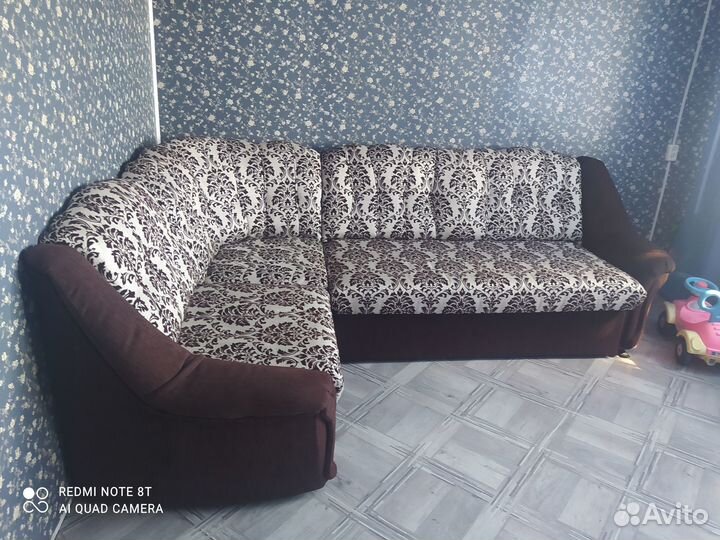 Угловой диван