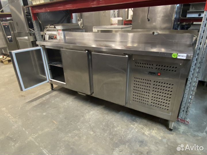 Холодильный стол