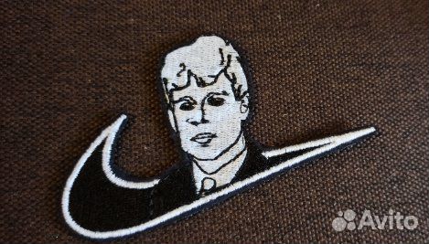 Вышивка нашивок на заказ