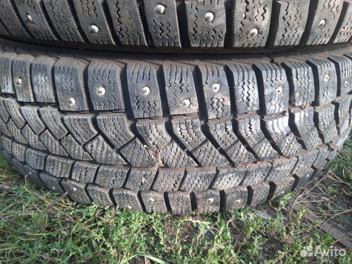 Viatti Brina Nordico V-522 185/70 R14 88T