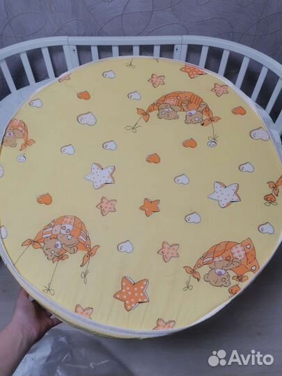 Матрас в круглую кроватку